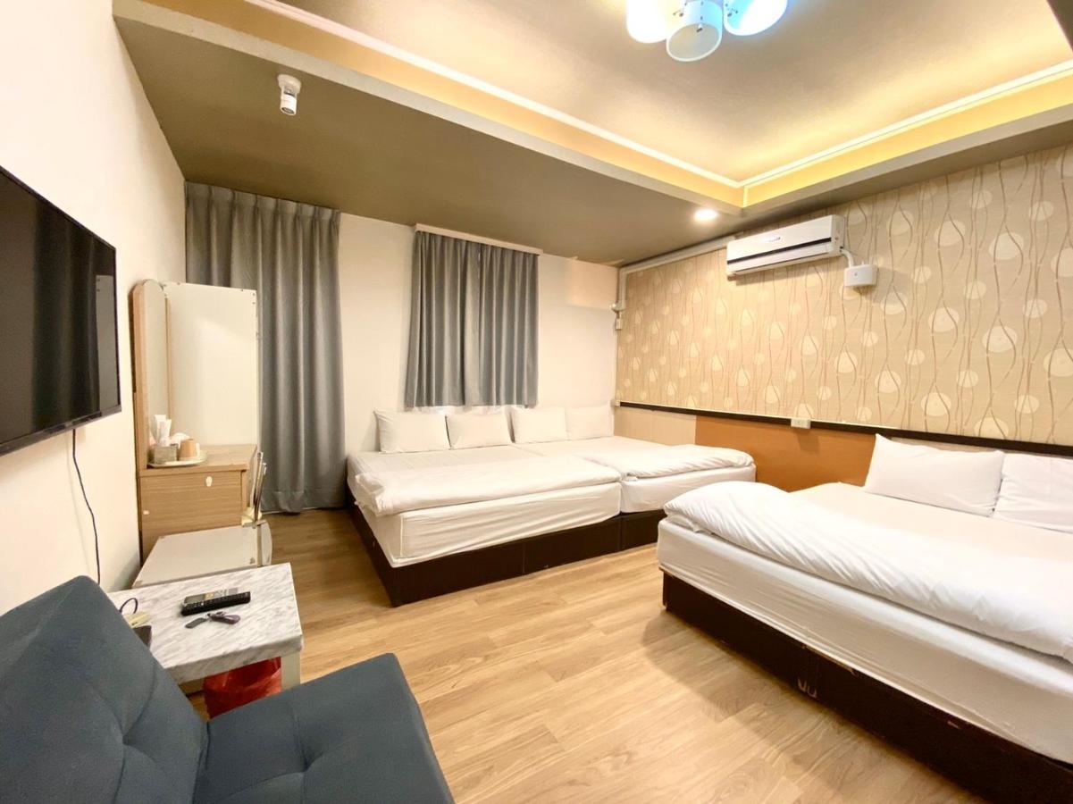 Long House Apartment Taichung Luaran gambar