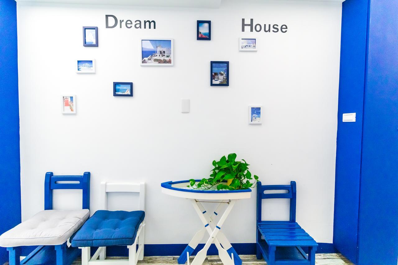 Long House Apartment Taichung Luaran gambar